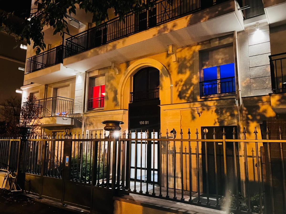 Les Residences De Djibril Le Blanc-Mesnil Dış mekan fotoğraf