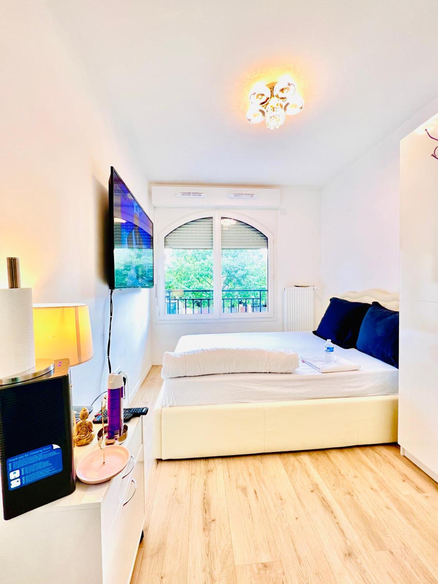 Les Residences De Djibril Le Blanc-Mesnil Dış mekan fotoğraf