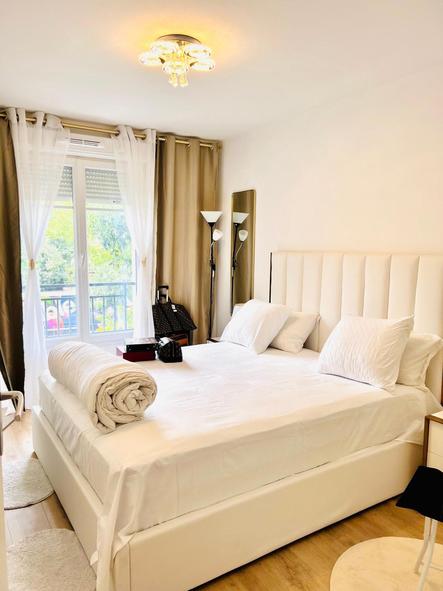 Les Residences De Djibril Le Blanc-Mesnil Dış mekan fotoğraf