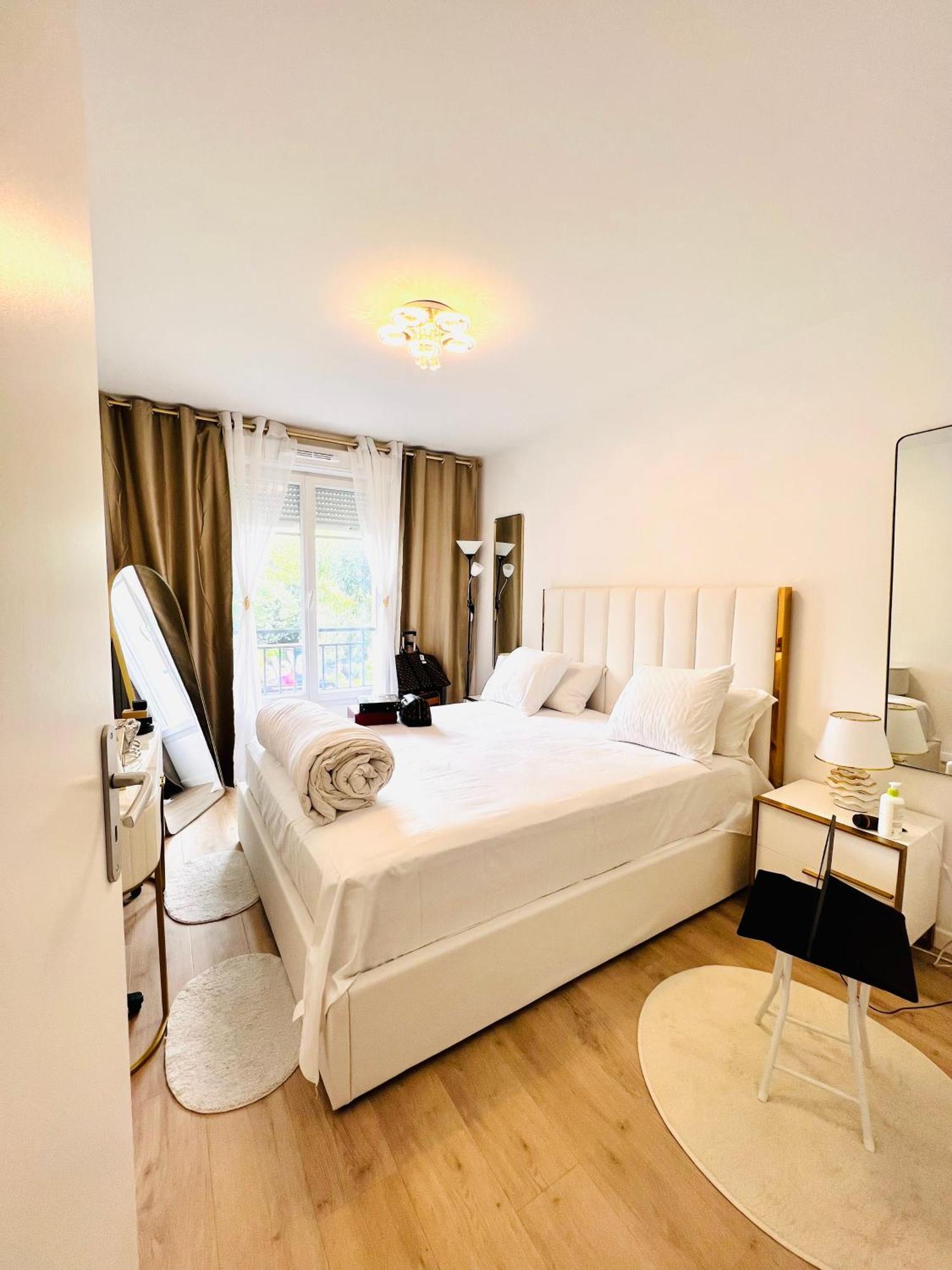 Les Residences De Djibril Le Blanc-Mesnil Dış mekan fotoğraf